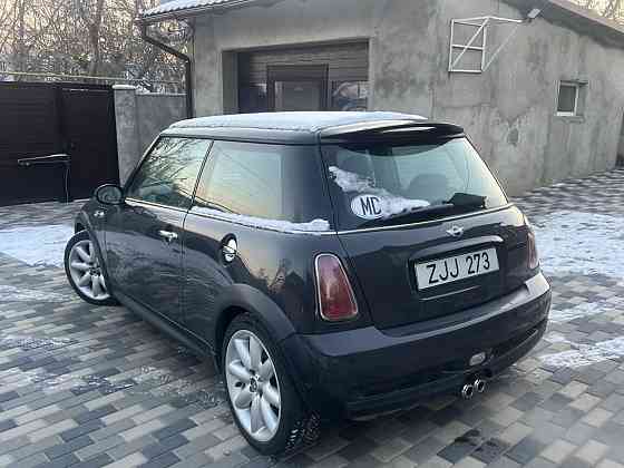 Mini Cooper S. Bender