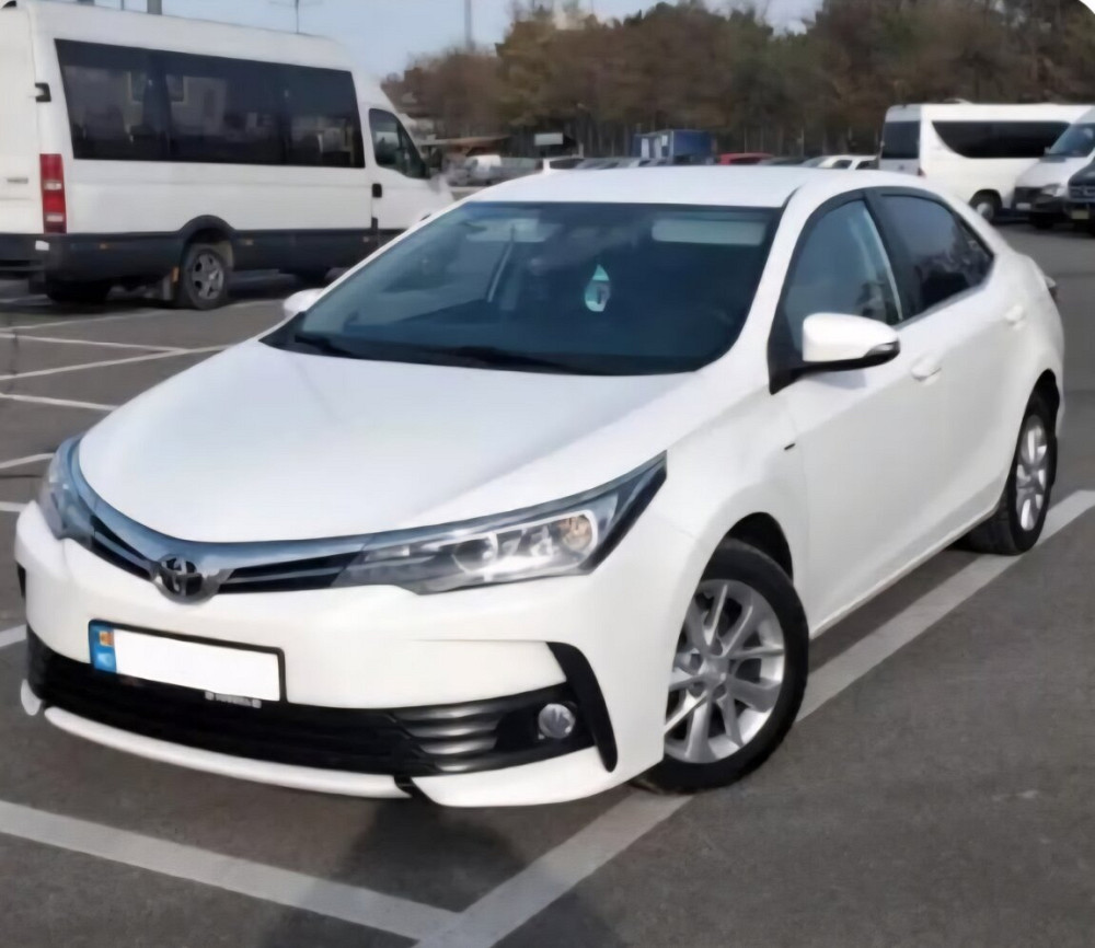 Toyota Corolla 2017 an Bender Bender - fotografie 3