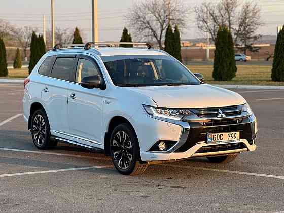 Mitsubishi Outlander (Авторынок КОВЧЕГ) Тирасполь