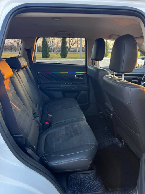 Mitsubishi Outlander (Авторынок КОВЧЕГ) Тирасполь - изображение 9