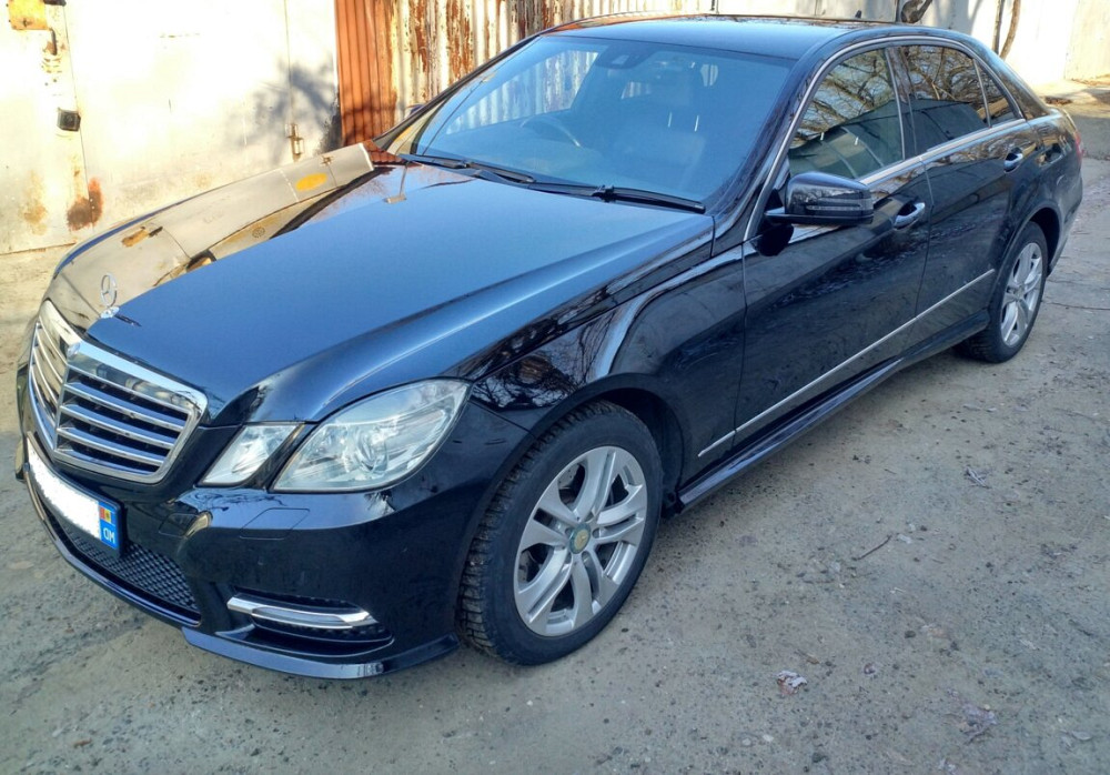 Mercedes E-Class 2013 an Chişinău Chişinău - fotografie 1
