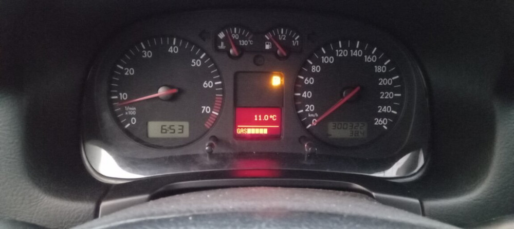 Volkswagen Golf 2005 an Tiraspol Tiraspol - fotografie 7