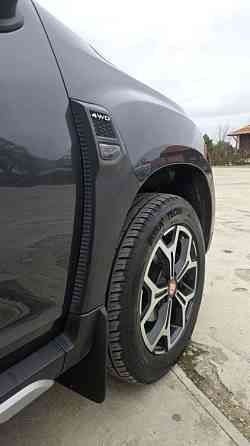 Dacia Duster 2019 an Bender Bender