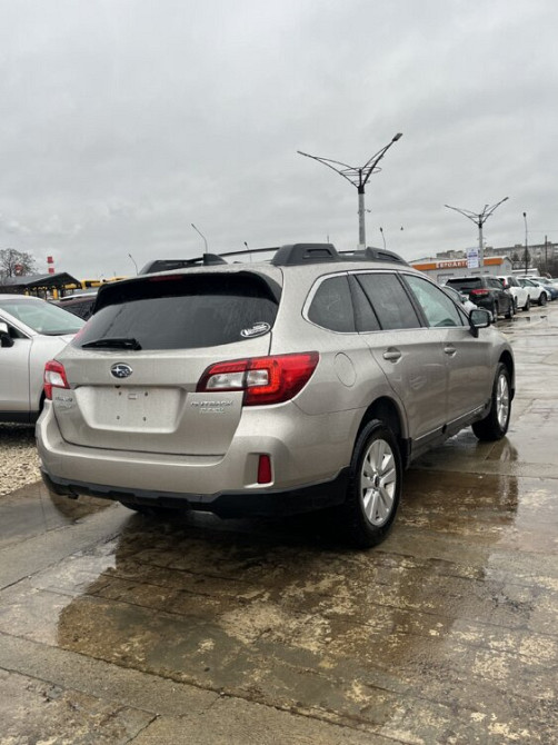 Subaru Outback 2016 an Tiraspol Tiraspol - fotografie 3