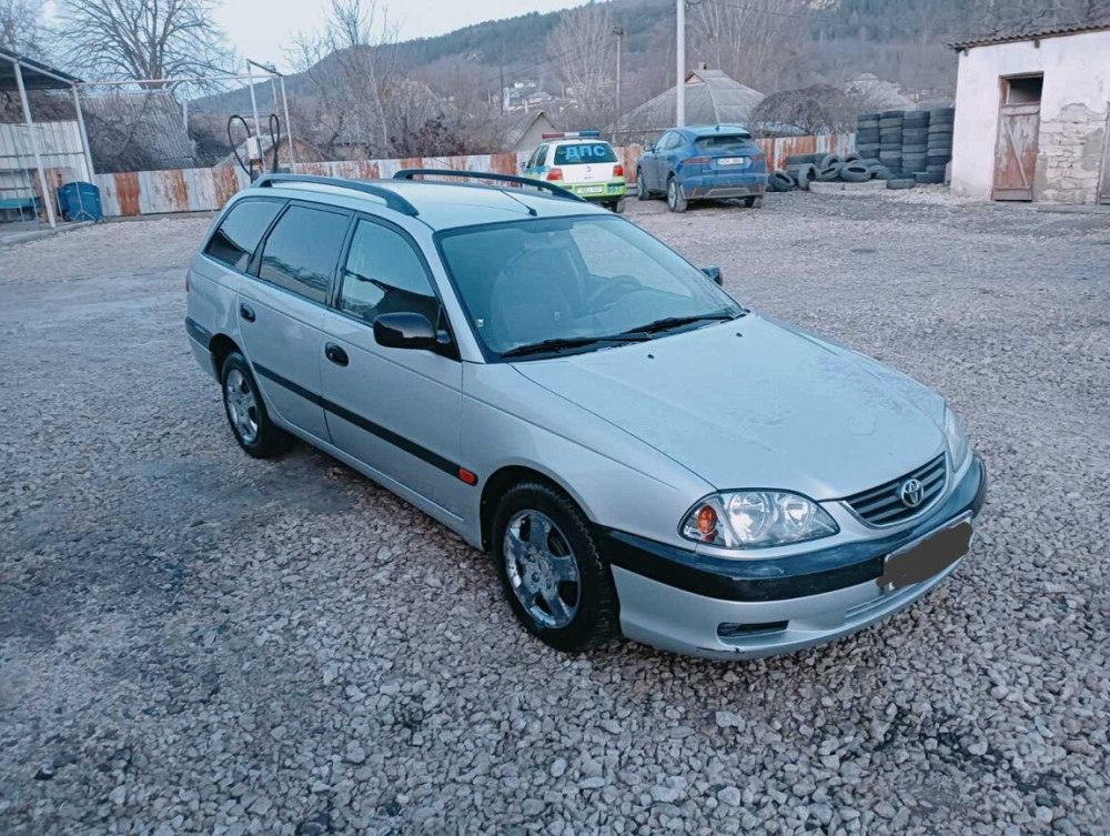 Toyota Avensis 2001 an Tiraspol Tiraspol - fotografie 1