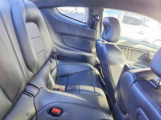 Ford Mustang 2015 an Bender Bender