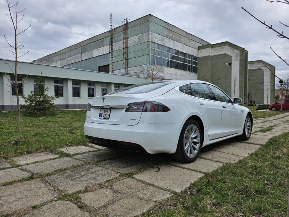 Tesla Model S 2016 год Тирасполь Тирасполь - изображение 5