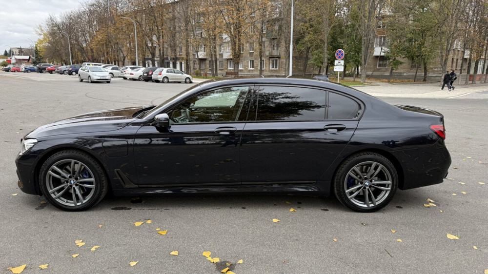 BMW 7 Series 2017 Bender Bender - photo 6