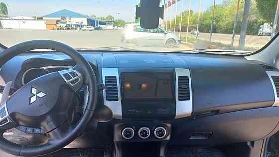Mitsubishi Outlander 2008 год Кишинёв Кишинёв
