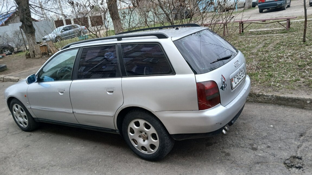 Audi A4 1998 год Тирасполь Тирасполь - изображение 3