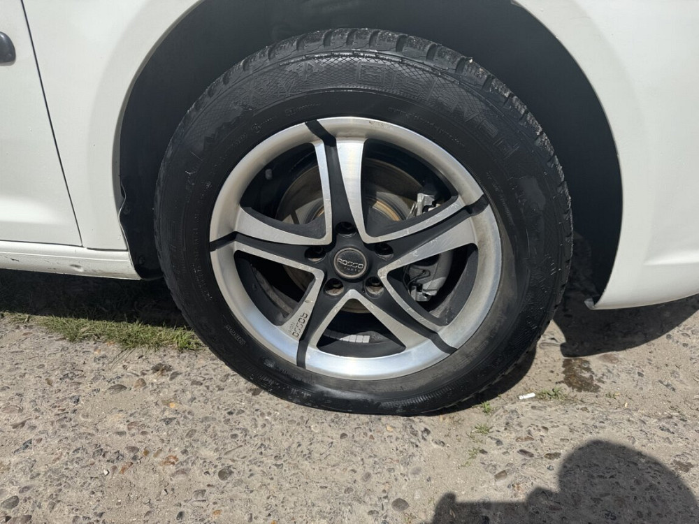 Volkswagen Caddy 2012 an Rîbnița Rîbnița - fotografie 2