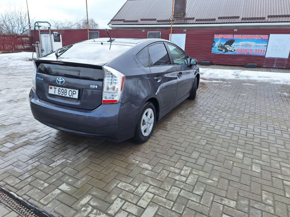 Toyota Prius 2011 год Бендеры Бендеры - изображение 4