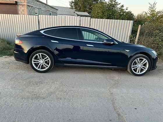 Tesla Model S 2014 an Tiraspol Tiraspol