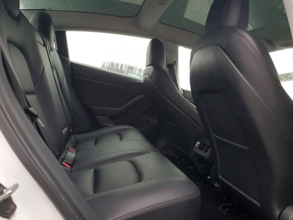 2020 TESLA MODEL 3 Tiraspol - fotografie 4