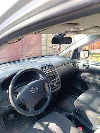 Toyota Avensis Verso Тирасполь