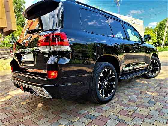 TOYOTA LAND CRUISER 200 5.7 WALD Chisinau