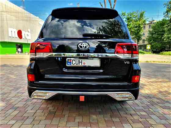 TOYOTA LAND CRUISER 200 5.7 WALD Chisinau
