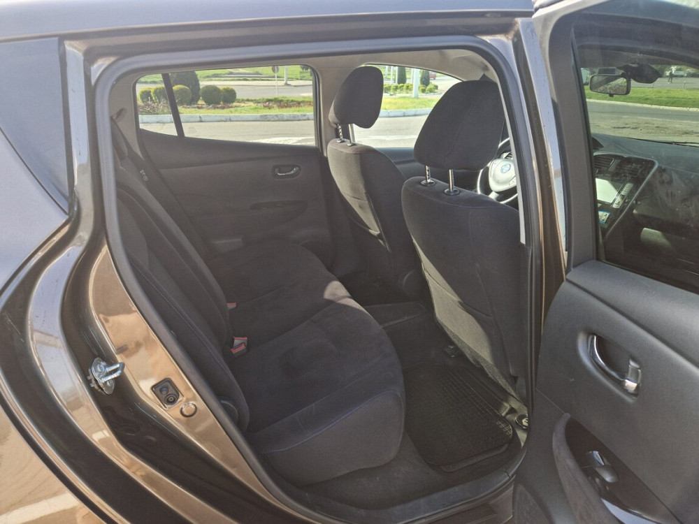 Nissan Leaf 2016 год Бендеры Бендеры - изображение 7