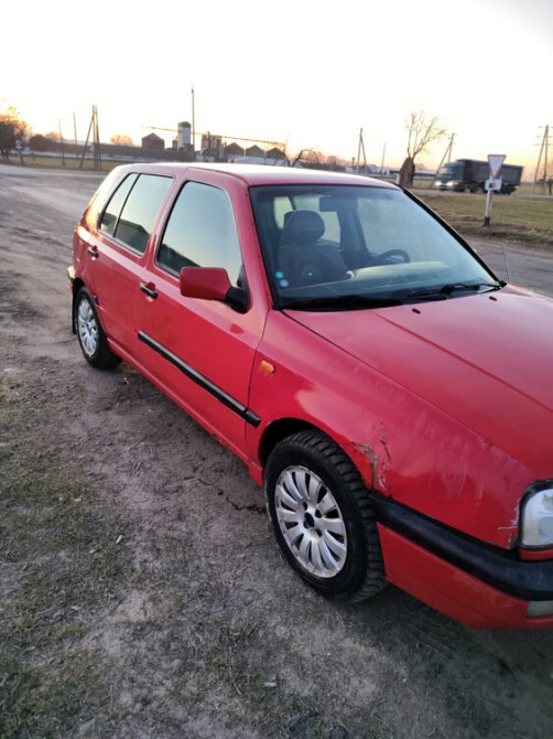 Volkswagen Golf 1998 год Григориополь Григориополь - изображение 4
