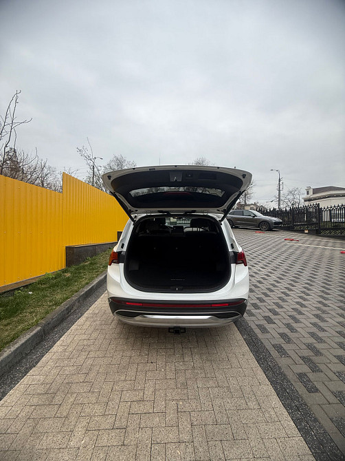 Hyundai Santa Fe 2023 год Кишинёв Кишинёв - изображение 10