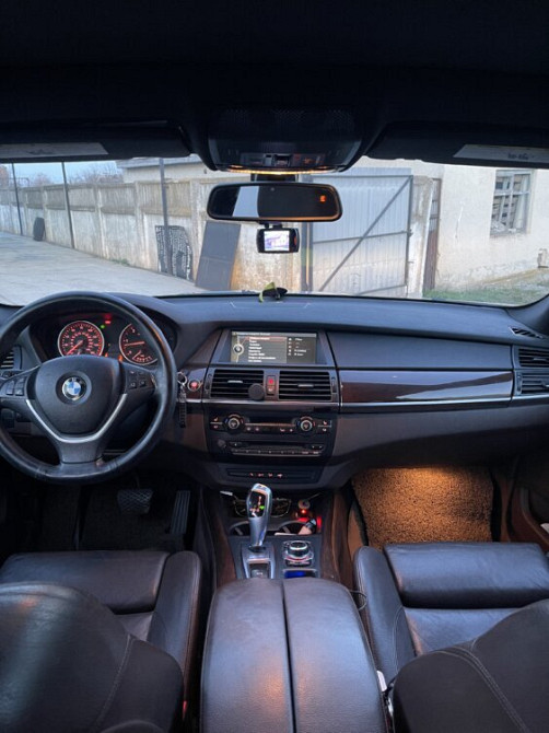 BMW X5 2011 an Bender Bender - fotografie 9