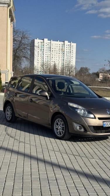 Renault Scenic 2011 an Tiraspol Tiraspol - fotografie 2