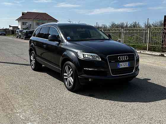 Audi Q7 Тирасполь