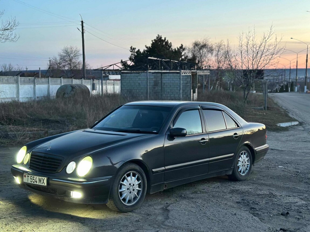 Mercedes E-Class 2001 an Dubăsari Dubăsari - fotografie 1