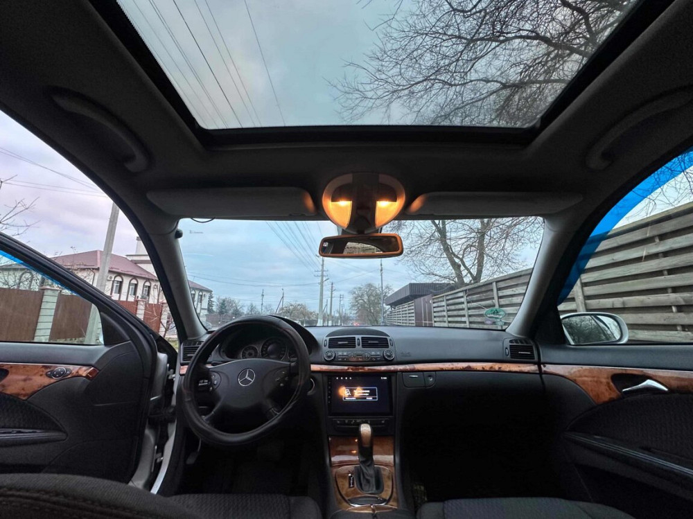 Mercedes E-Class 2004 an Dubăsari Dubăsari - fotografie 8
