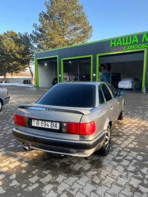 Audi 80 1993 год Слободзея Слободзея - изображение 4