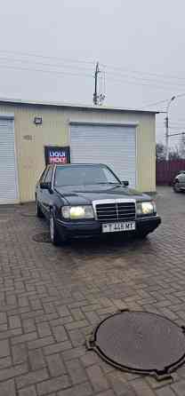 Mercedes W124 1992 an Bender Bender