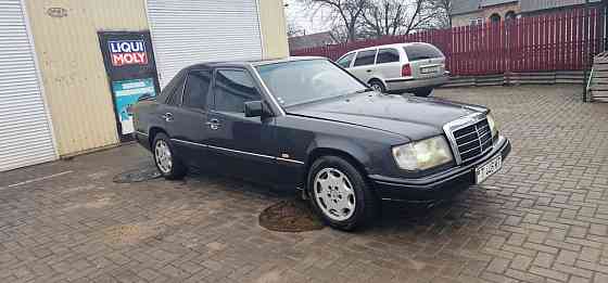 Mercedes W124 1992 an Bender Bender