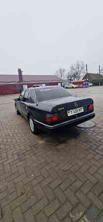 Mercedes W124 1992 an Bender Bender