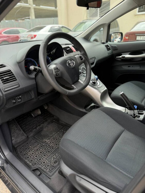 Toyota Auris 2013 год Тирасполь Тирасполь - изображение 2