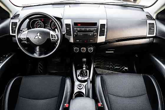Mitsubishi Outlander 2012 год Кишинёв Кишинёв