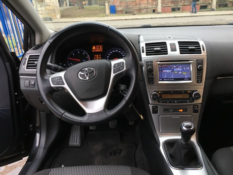 Toyota Avensis 2014 год Кишинёв Кишинёв - изображение 1