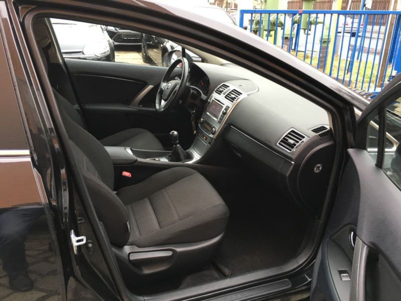 Toyota Avensis 2014 год Кишинёв Кишинёв - изображение 2