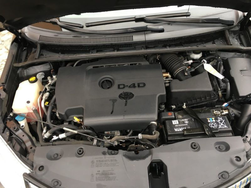 Toyota Avensis 2014 год Кишинёв Кишинёв - изображение 3