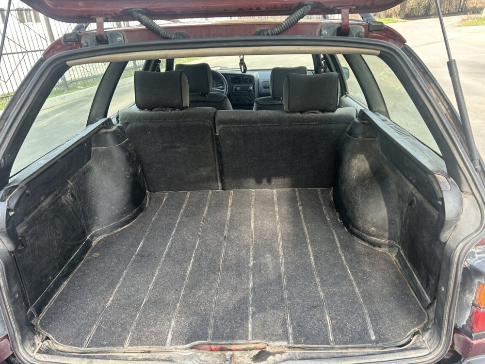 Volkswagen Passat 1993 an Rîbnița Rîbnița - fotografie 7