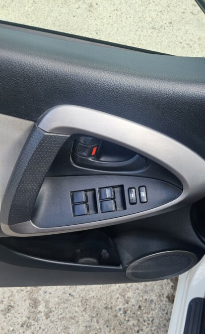 Toyota RAV4 2006 an Tiraspol Tiraspol - fotografie 10