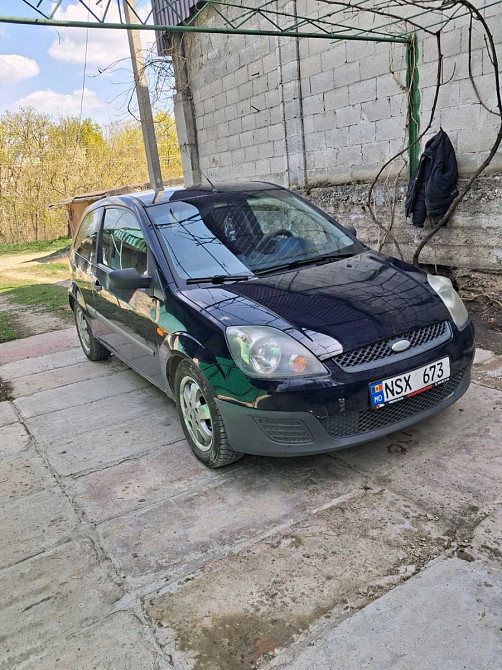 Ford Fiesta 2006 год Кишинёв Кишинёв - изображение 2