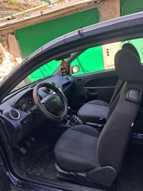 Ford Fiesta 2006 год Кишинёв Кишинёв - изображение 5