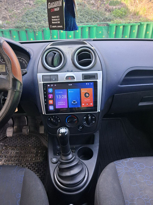 Ford Fiesta 2006 год Кишинёв Кишинёв - изображение 7