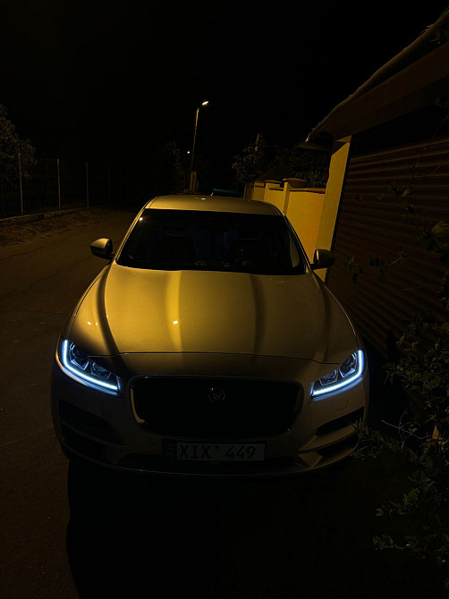 Jaguar F-Pace 2017 an Chişinău Chişinău - fotografie 8