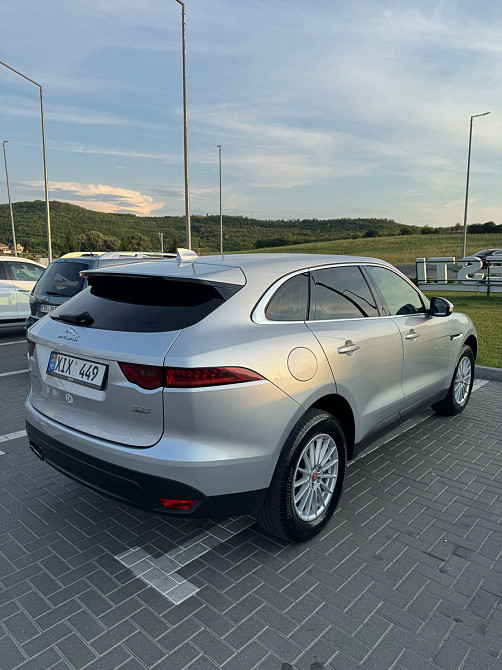 Jaguar F-Pace 2017 an Chişinău Chişinău - fotografie 5