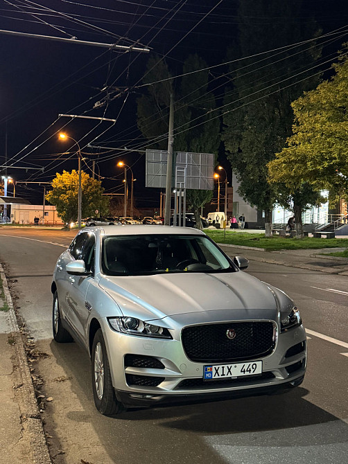 Jaguar F-Pace 2017 an Chişinău Chişinău - fotografie 9