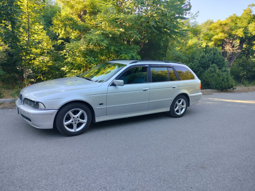 BMW 5 Series 2000 год Тирасполь Тирасполь - изображение 1
