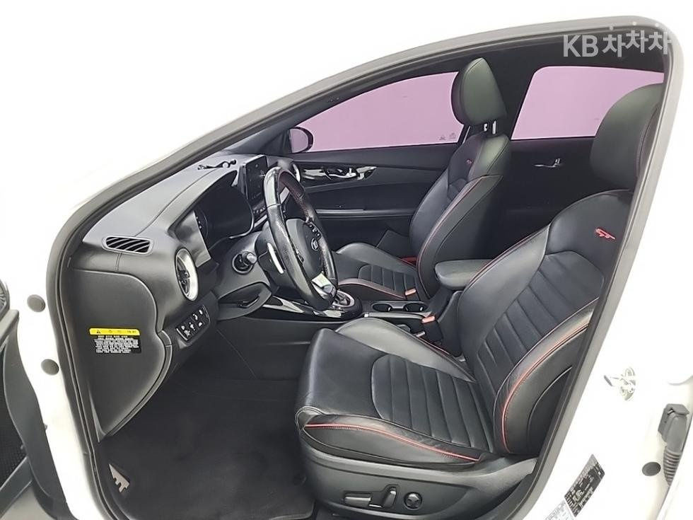 KIA K3 Chişinău - fotografie 9