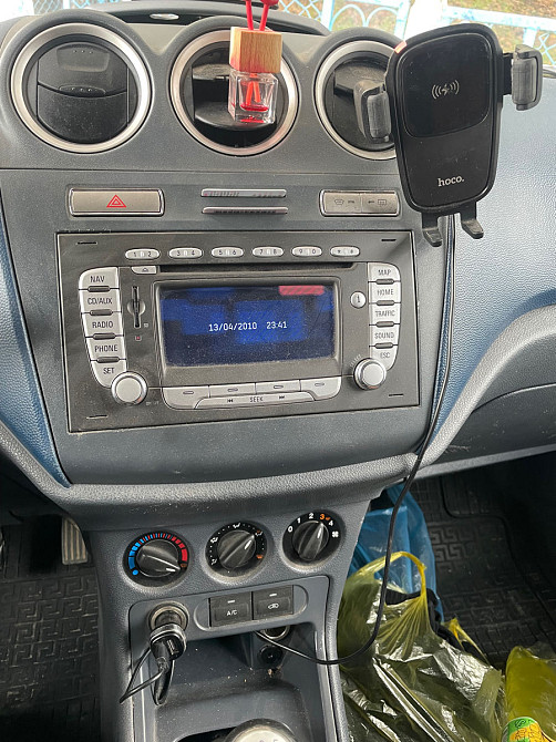 Ford Transit Connect 2011 год Кишинёв Кишинёв - изображение 4