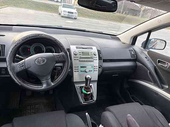 Toyota Corolla Verso 2005 год Кишинёв Кишинёв